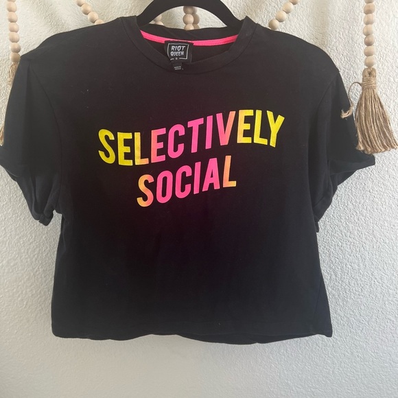 Graphics - Picture 3 of 5